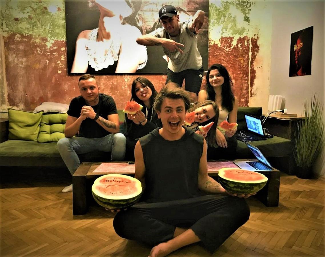 Ostello Булгакоff Kiev Esterno foto